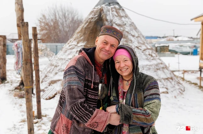Доктор наук вместе с мужем подалась в шаманы. Теперь они проводят обряды в чуме и зарабатывают на этом - «Мир женщины»